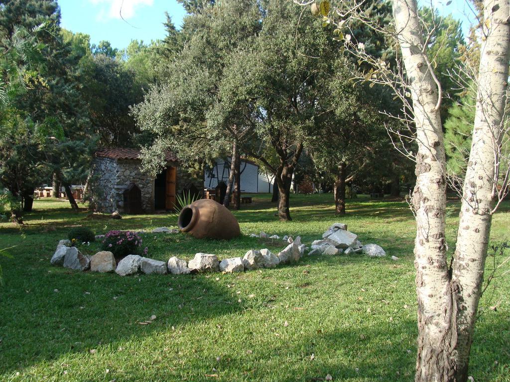 Complejo Rural Puerto Penas Hotel Aroche Esterno foto
